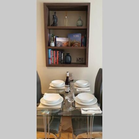 Luxury One Bedroom Apartment Within The City Walls York Dış mekan fotoğraf